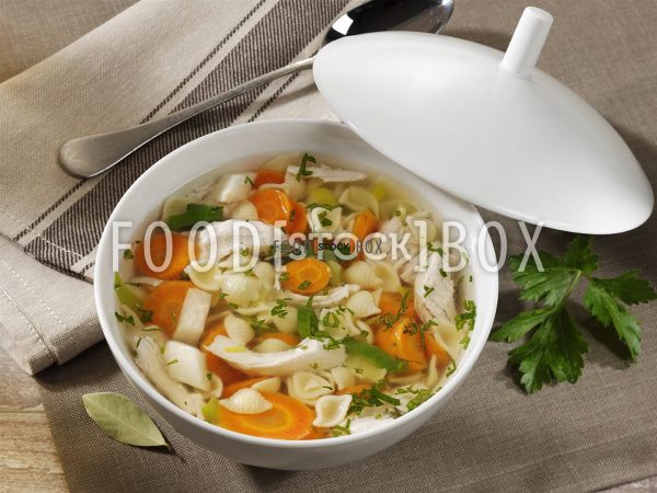 Leichte Hühnersuppe