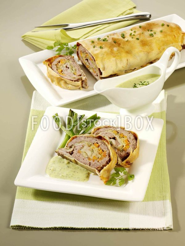 Käse-Hackfleisch-Strudel