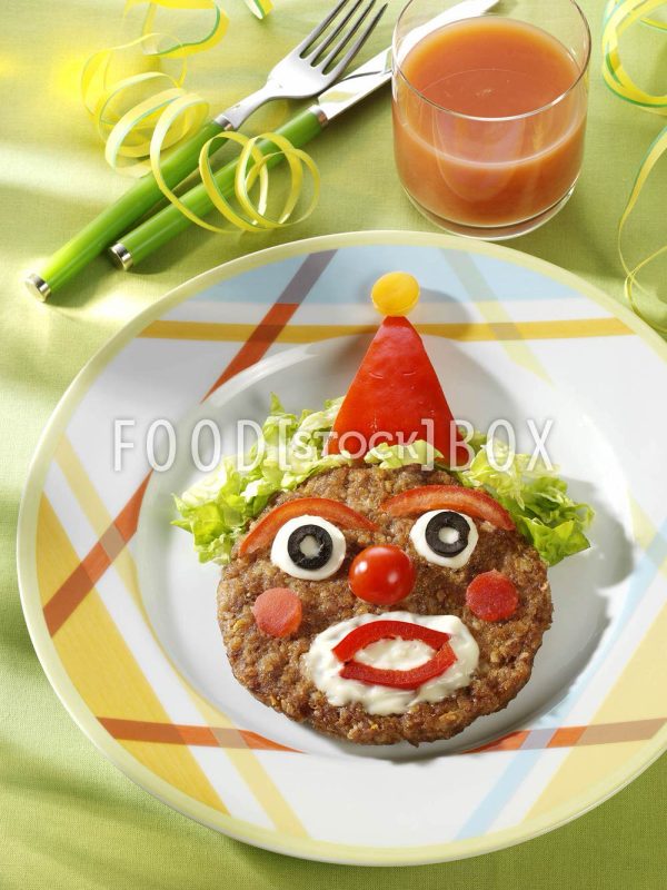 Hackfleischburger mit Clownsgesicht