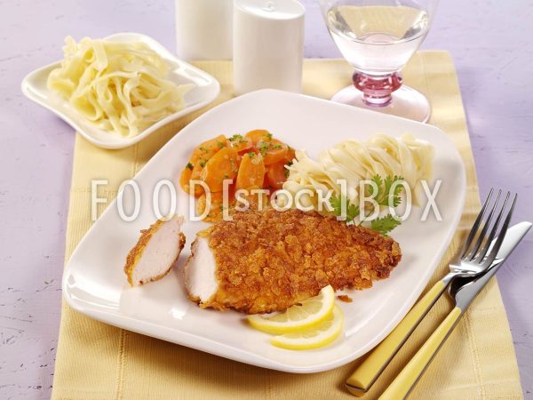 Hähnchenbrustfilet im Ei-Cornflakes-Mantel