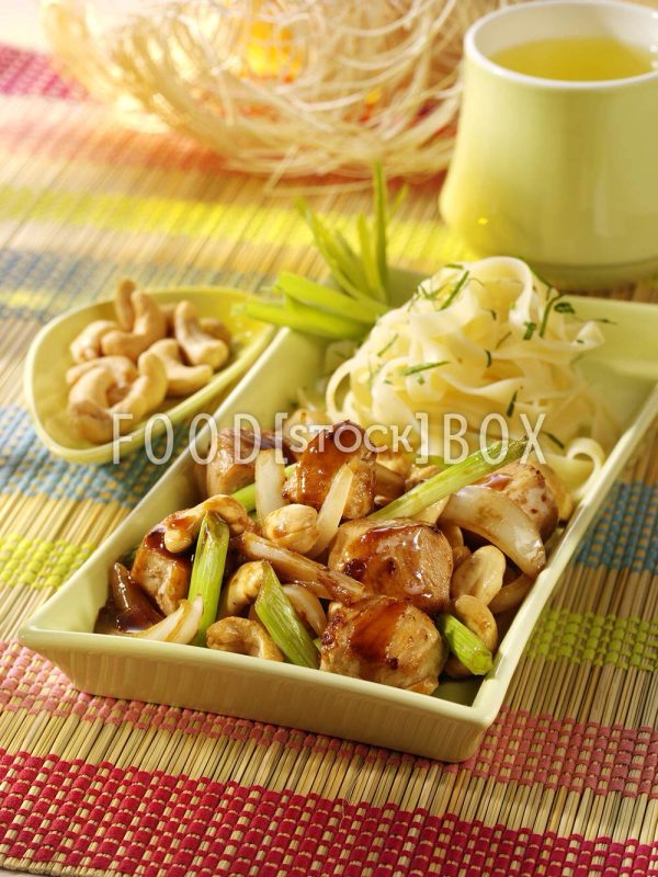 Hahnchenbrust mit Cashewkernen
