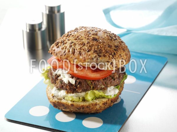 Hamburger mit Tartar 1