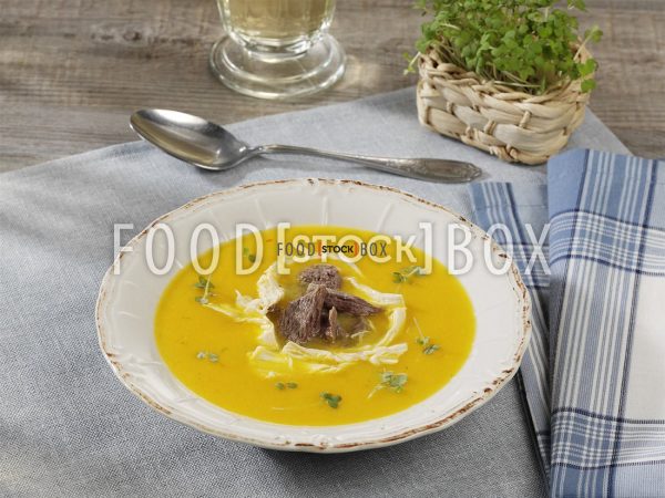 Kärntner Kirchtagssuppe