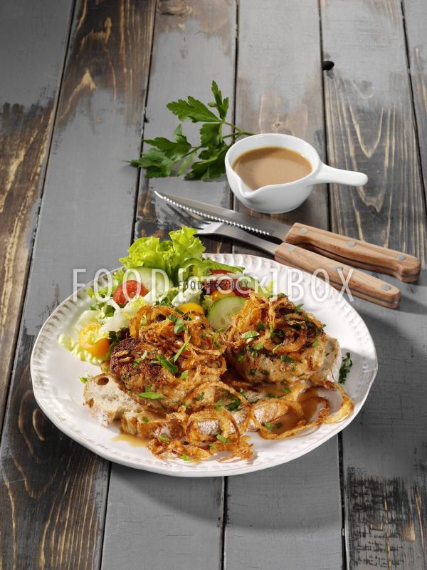 Kalbsbutterschnitzerl mit Röstzwiebeln 2
