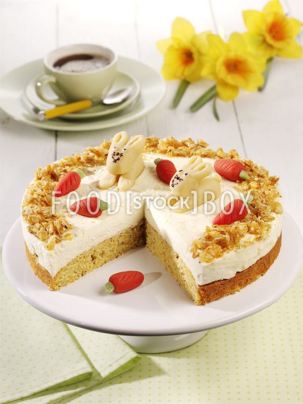 Österliche Karotten-Orangen-Torte 2