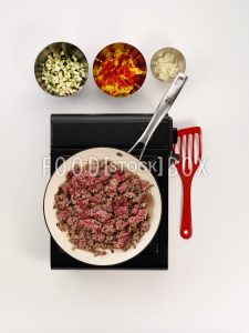 Kartoffel-Sauerkraut-Bratlinge mit Hackfleischsauce  Step 2