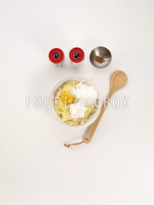 Kartoffel-Sauerkraut-Bratlinge mit Hackfleischsauce  Step 5