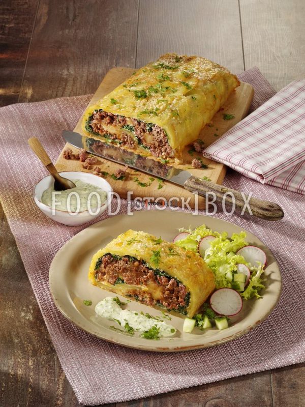 Kartoffelstrudel mit Hackfleisch