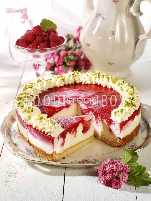 Joghurt-Himbeer-Torte 2