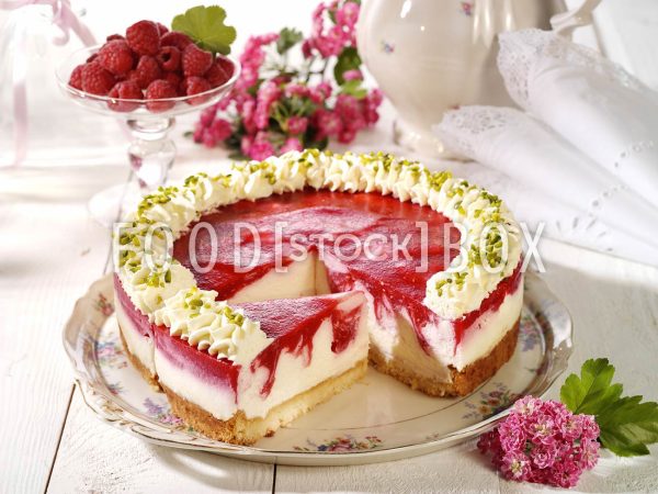 Joghurt-Himbeer-Torte 1