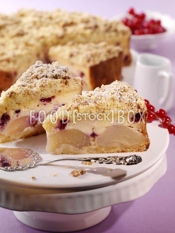 Käsekuchen mit Marzipanstreusel
