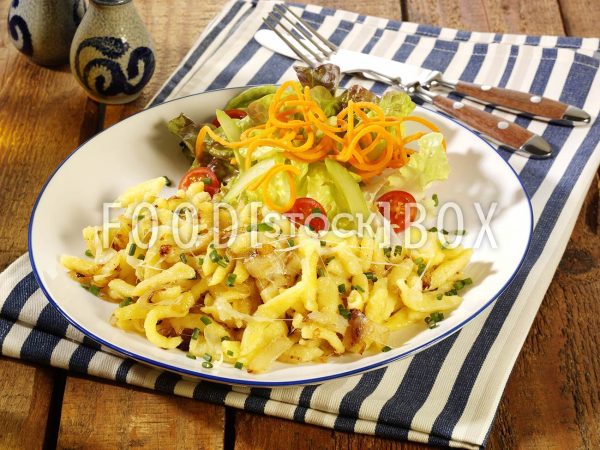 Käsespätzle mit Röstzwiebeln