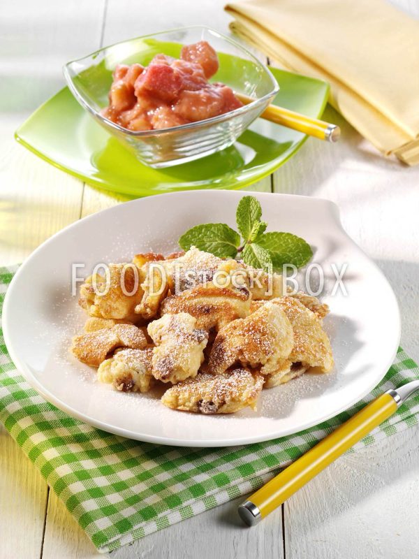 Kaiserschmarrn mit Rosinen