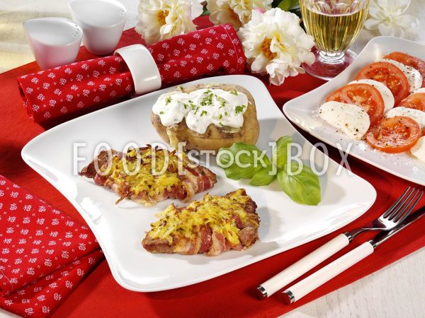 Kalbschnitzel Bacon-Kartoffel-Kräuter-Kruste 1