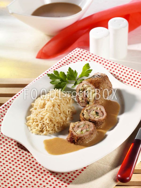 Kalbsröllchen mit Zwiebelfüllung