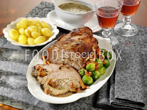 Kalbsrolle mit Kräutern 2