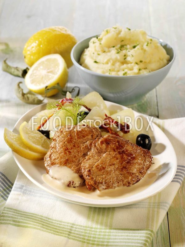 Kalbsschnitzel in Zitrus-Sauce