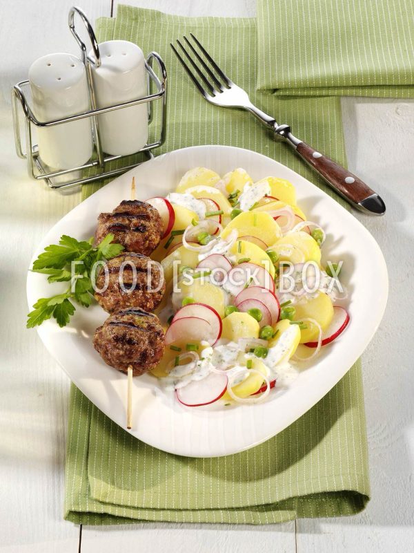 Kartoffelsalat mit Hackbällchen 8