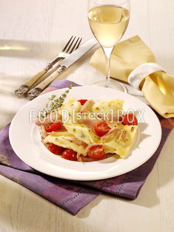 Kartoffel-Ravioli mit geschmolzenen Tomaten / Lactosefrei