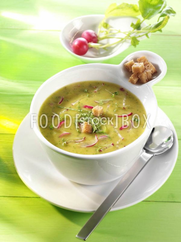 Kartoffel-Radieschen-Suppe