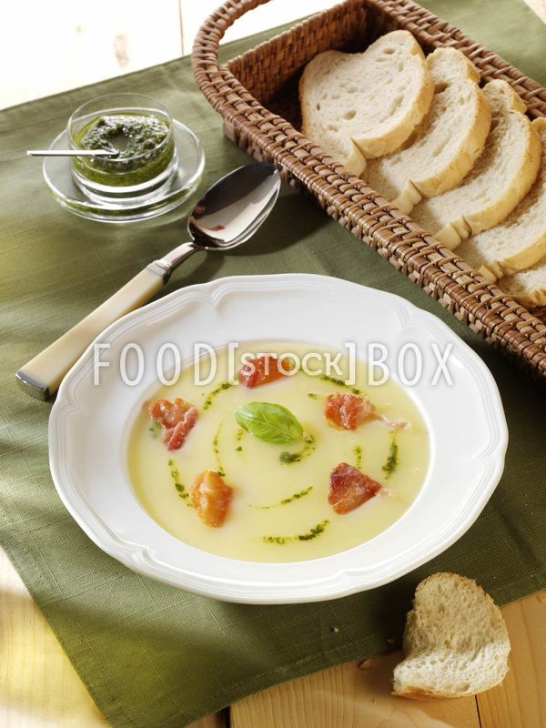 Kartoffelsuppe mit Schinken 2