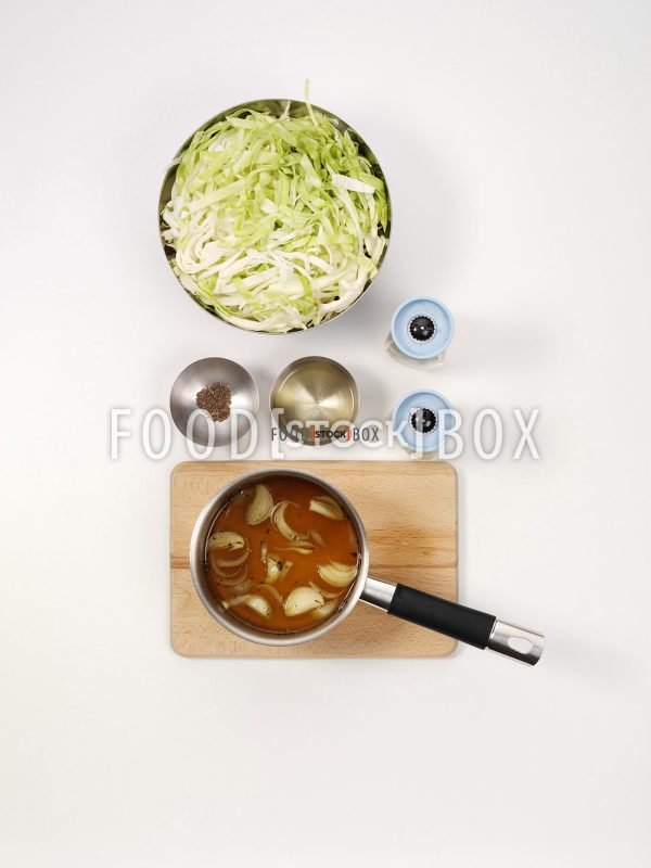 Krustenbraten und Krautsalat  Step 4