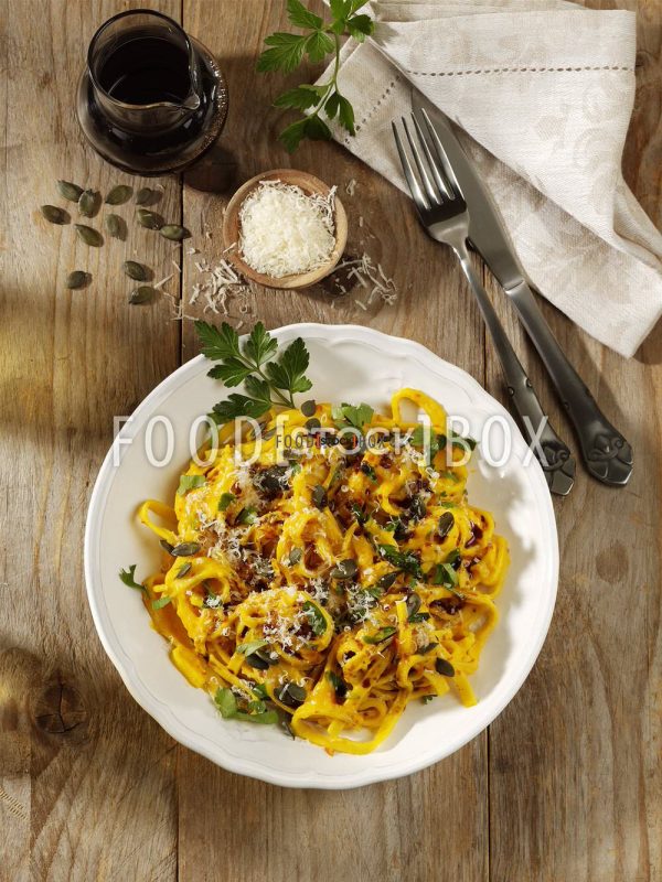 Kürbis-Pasta mit Nussmus