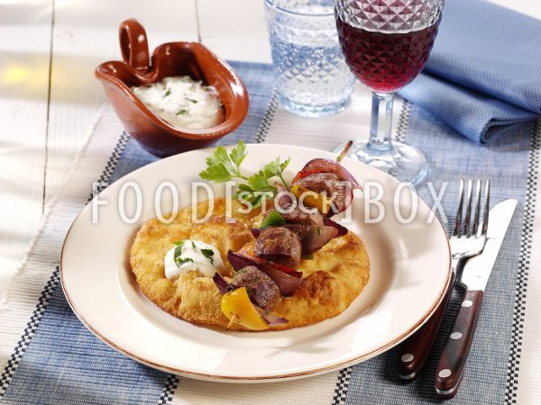 Lamm-Souflaki mit Joghurt-Sauce