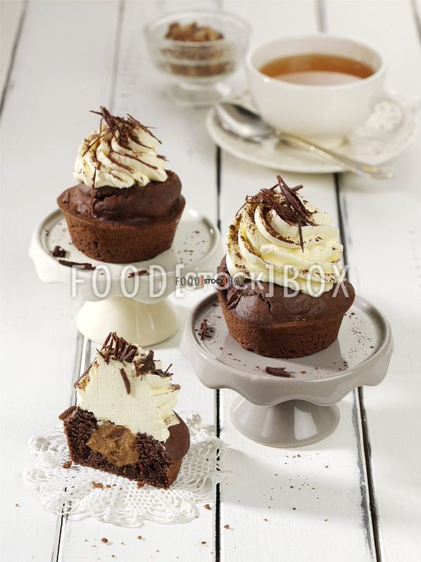 Leichte Schoko-Buttercreme-Cupcakes