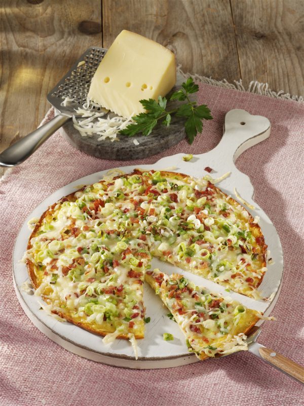 Low-Carb-Flammkuchen mit Bacon