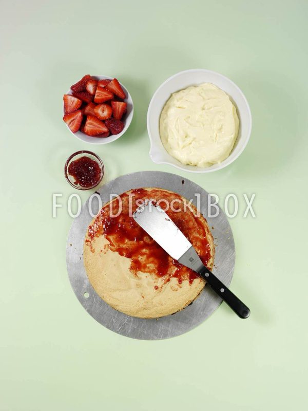 Klassischer Erdbeerkuchen 5
