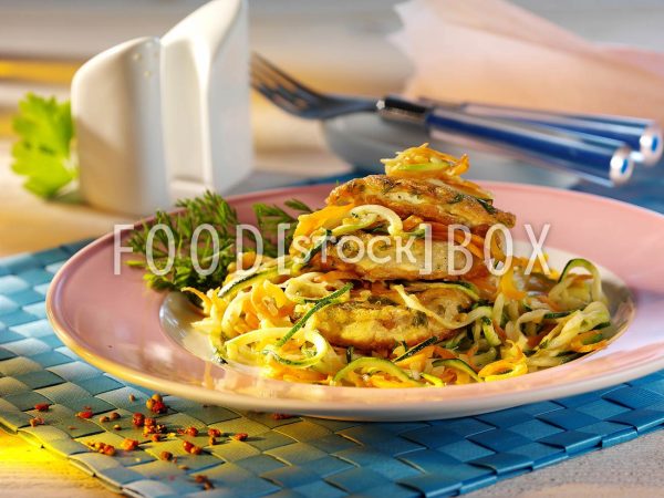 Gebratene Kloßscheiben in Kräuter-Käse-Panade