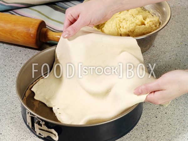 Königskuchen mit Mandelfüllung Step 2