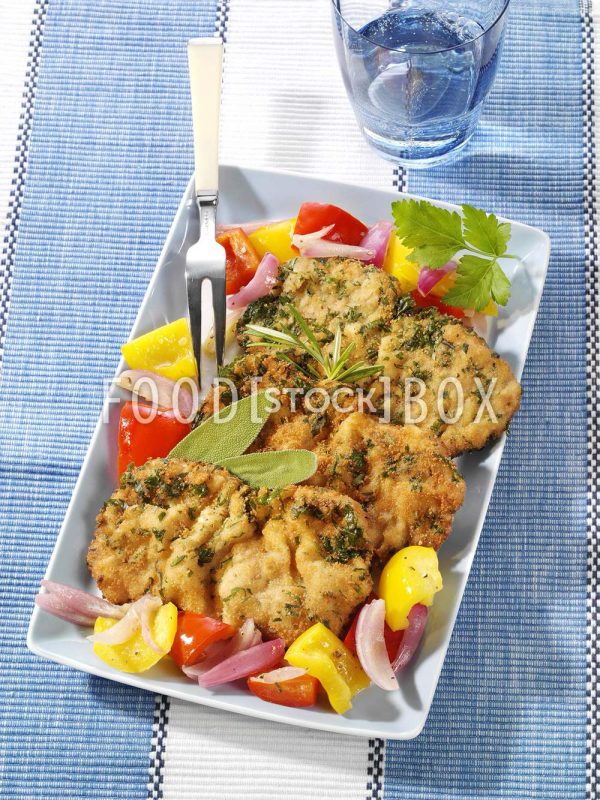 Kräuter-Schnitzel mit Gemüse