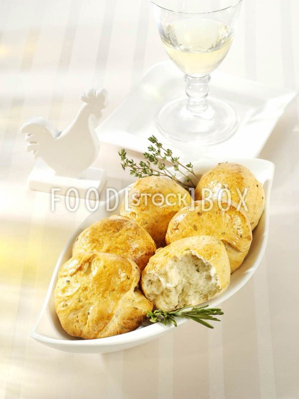 Kräuterbrötchen 1