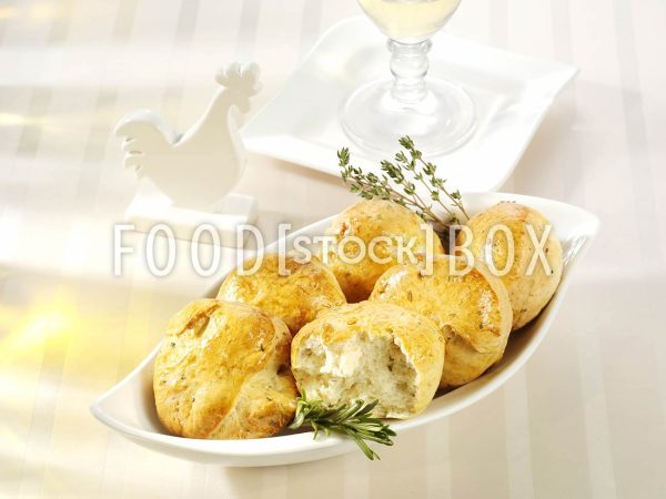 Kräuterbrötchen 2