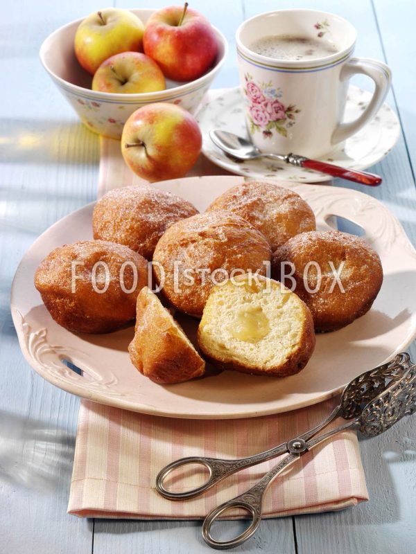 Krapfen mit Apfelmus
