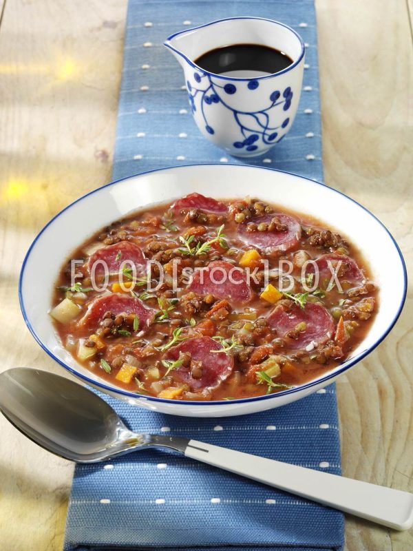 Mediterrane Linsensuppe mit Zimt