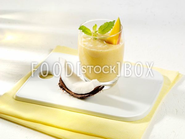 Mango-Kokos-Molke