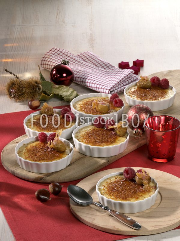 Maronen-Crème brûlée mit glasierten Maronen