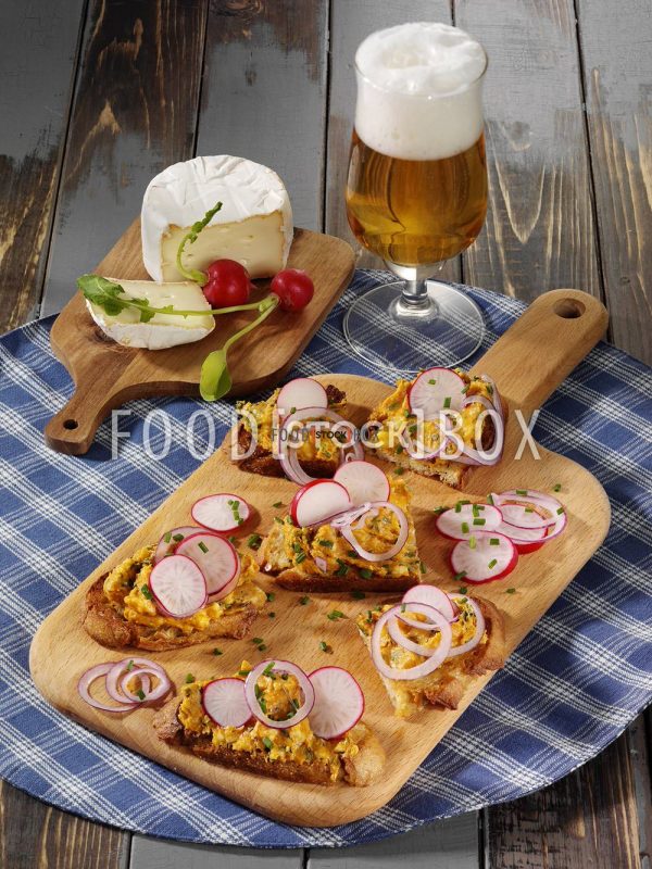 Obatzter-Crostini