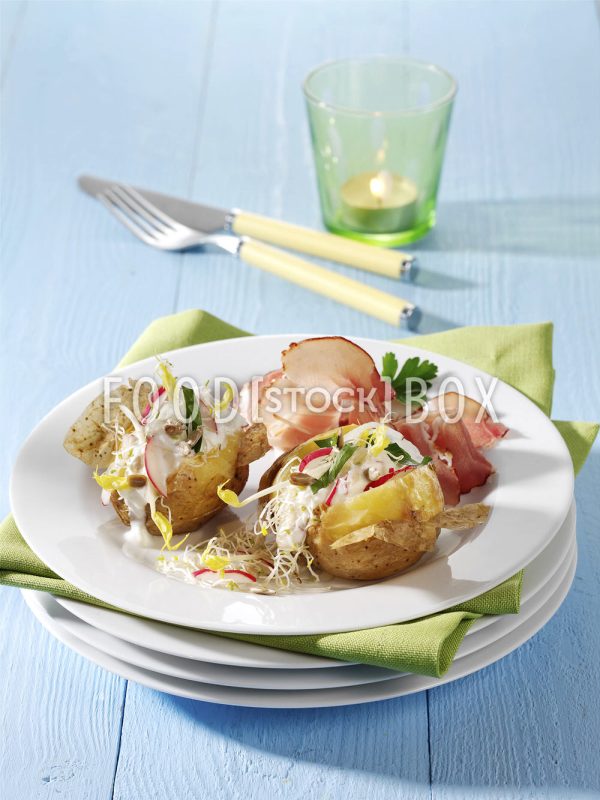Ofenkartoffel mit Dip