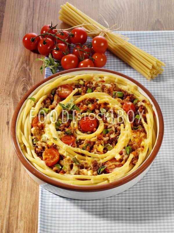 Makkaroni-Auflauf mit Kirschtomaten 1