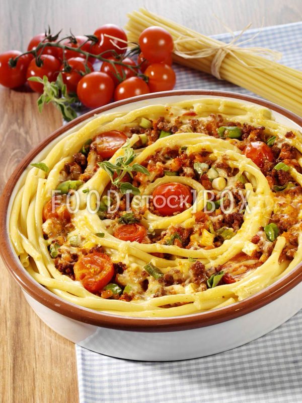 Makkaroni-Auflauf mit Kirschtomaten 3