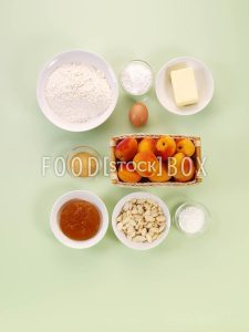 Mandel-Aprikosen-Torte Step 1
