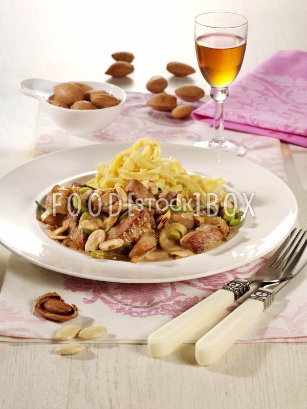 Mandel-Schweine-Geschnetzeltes