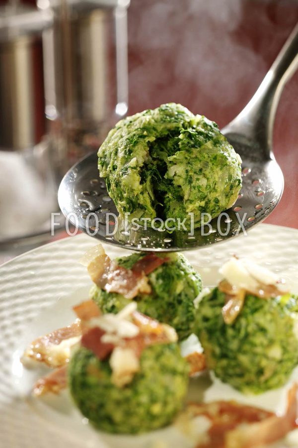 Mangoldknödel