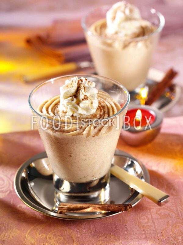 Maronencreme mit Zimt-Sahne