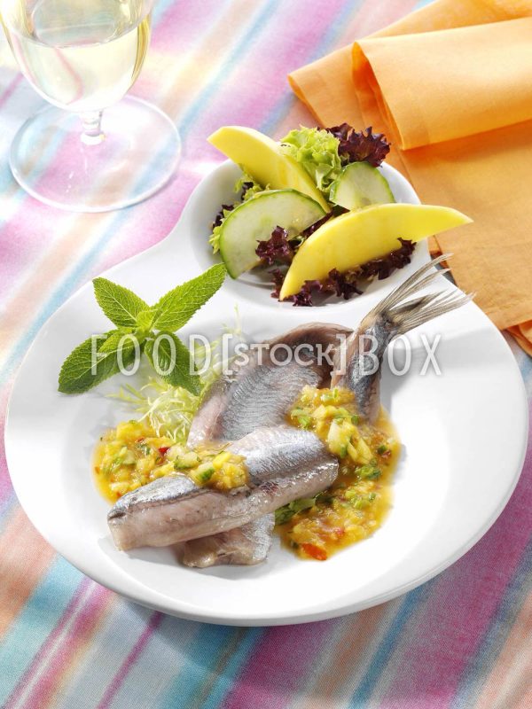 Matjes mit Mangosauce