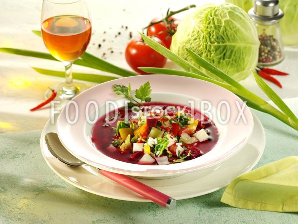 Mediterrane Kohlsuppe mit Chili
